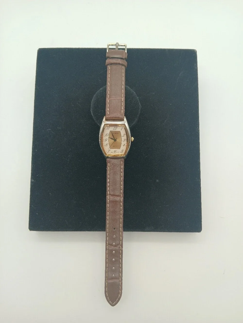 Bijoux Terner Brown Leather Strap Gold-Tone Dial Women's Watch Vintage